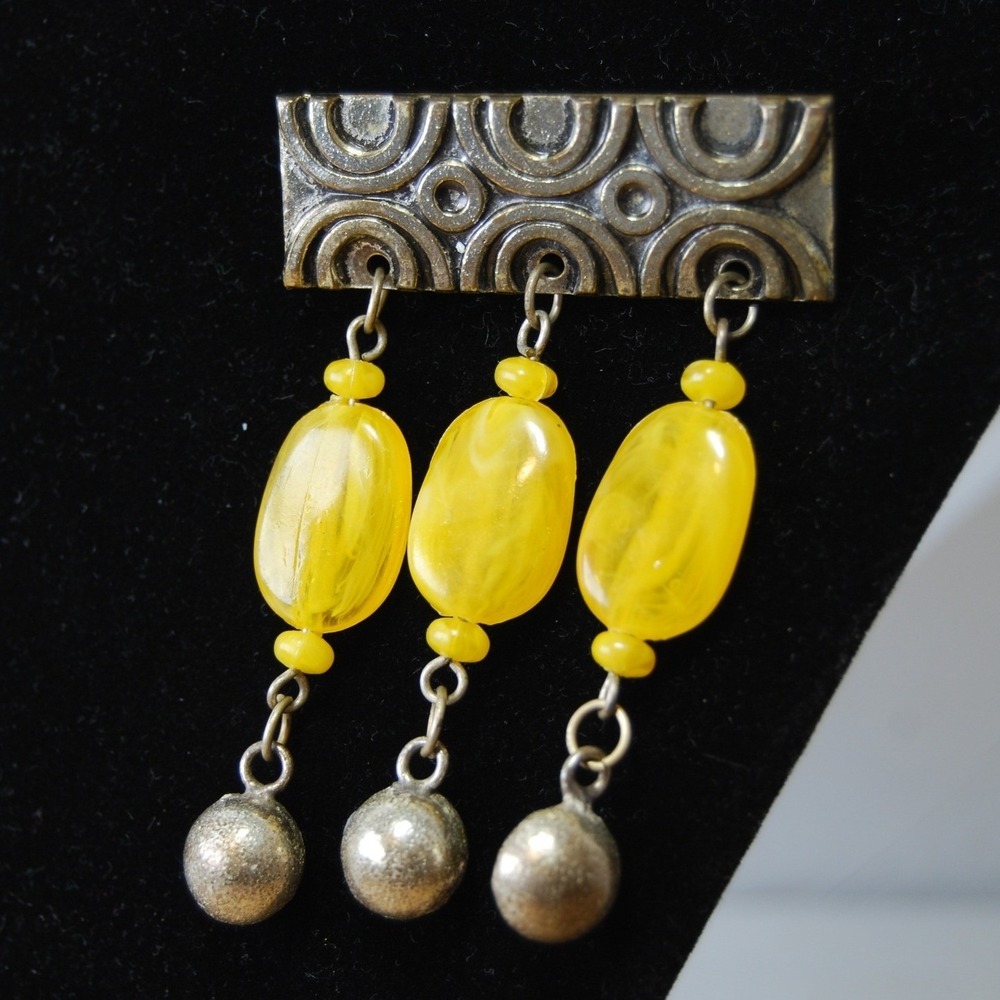 Yellow Brooch Vintage Beaded Dangle Silver-tone Glass bead Statement Jewelry - Picture 3 of 8